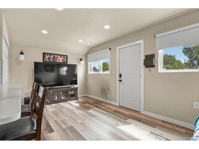 439 S Knox Ct, Denver, CO 80219