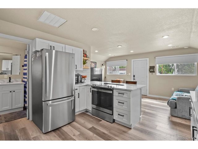 439 S Knox Ct, Denver, CO 80219
