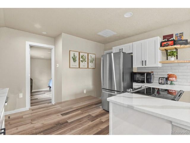 439 S Knox Ct, Denver, CO 80219