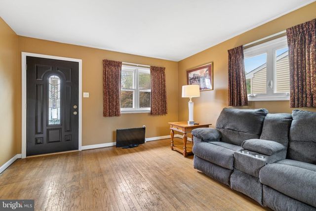 846 CENTRAL AVE, Glenside, PA 19038