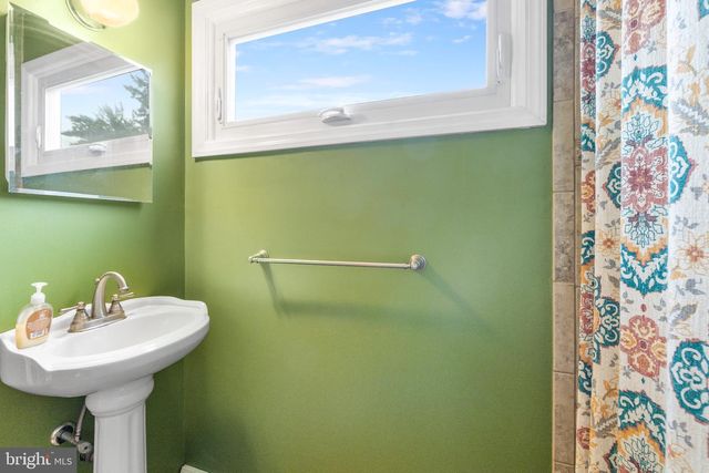 846 CENTRAL AVE, Glenside, PA 19038