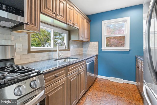 846 CENTRAL AVE, Glenside, PA 19038