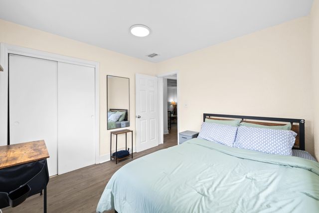 2571 NW 18th Court, Fort Lauderdale, FL 33311
