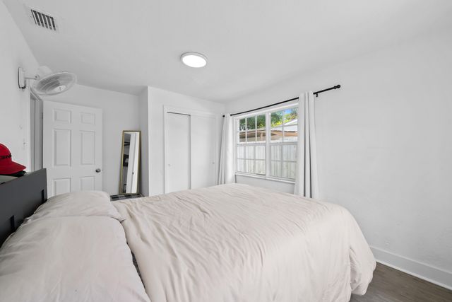 2571 NW 18th Court, Fort Lauderdale, FL 33311