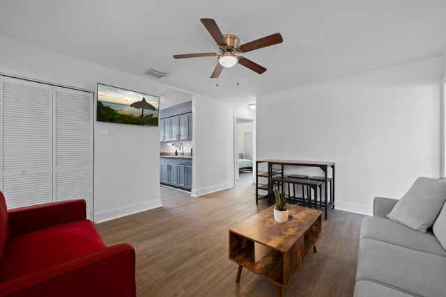2571 NW 18th Court, Fort Lauderdale, FL 33311