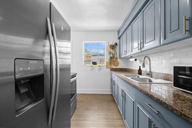2571 NW 18th Court, Fort Lauderdale, FL 33311