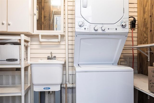 1604 N MANATEE LOOP, Punta Gorda, FL 33950