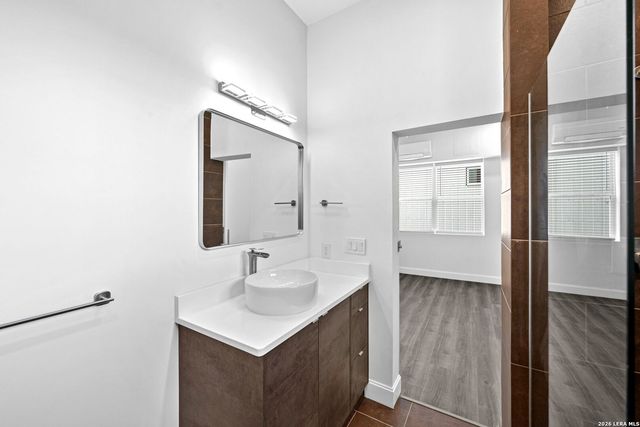 316 Toledo St, San Antonio, TX 78203