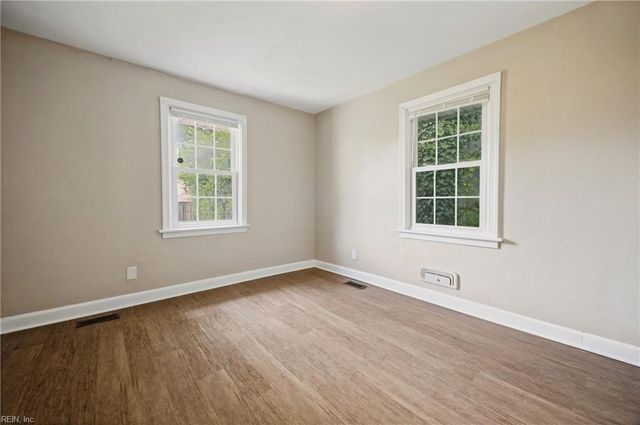 405 W 27th ST, Norfolk, VA 23517