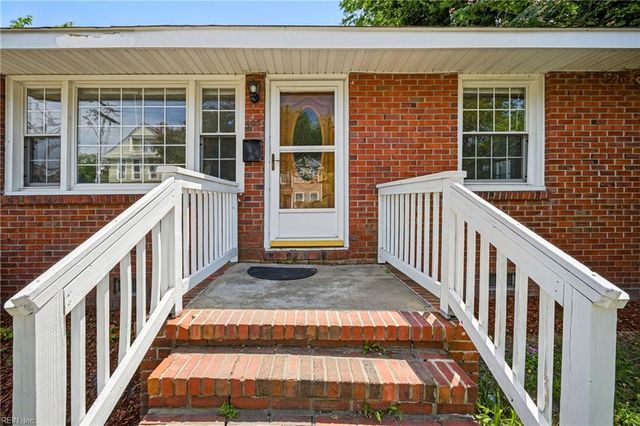 405 W 27th ST, Norfolk, VA 23517
