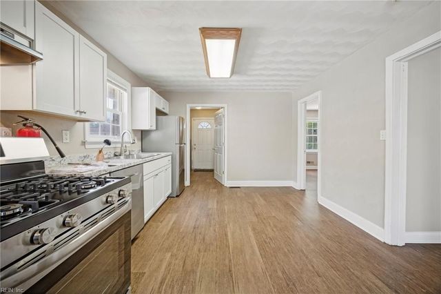 405 W 27th ST, Norfolk, VA 23517