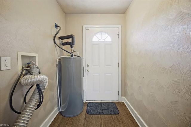 405 W 27th ST, Norfolk, VA 23517