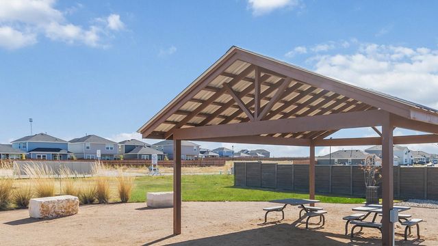 464 Sandringham LOOP, Kyle, TX 78640