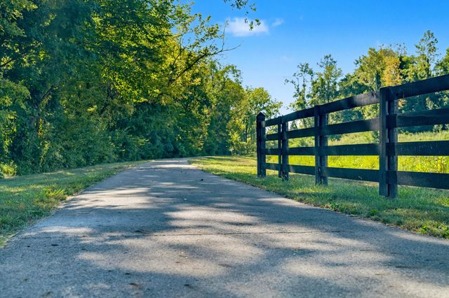 2100 Overlook Way, Newark, OH 43055