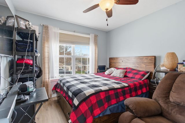 1204 S 16th Street, Ozark, MO 65721