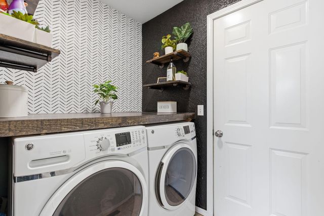 1204 S 16th Street, Ozark, MO 65721