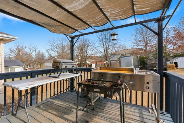 1204 S 16th Street, Ozark, MO 65721