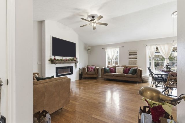 1204 S 16th Street, Ozark, MO 65721