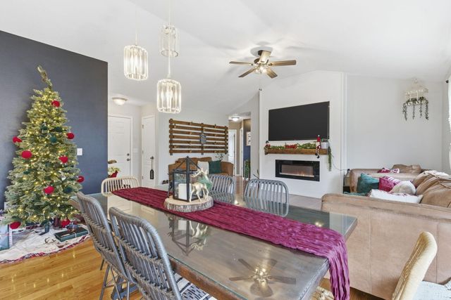 1204 S 16th Street, Ozark, MO 65721