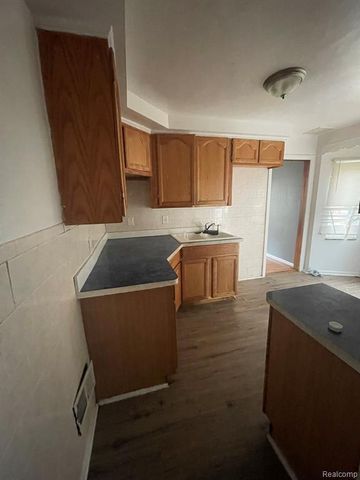 10799 Worden Street, Detroit, MI 48224