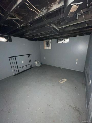 10799 Worden Street, Detroit, MI 48224