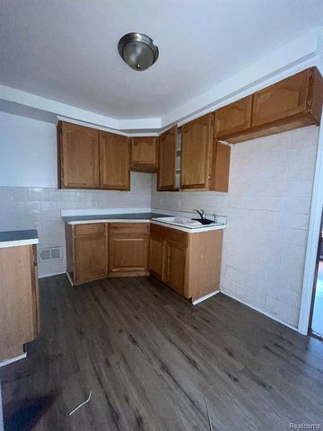 10799 Worden Street, Detroit, MI 48224