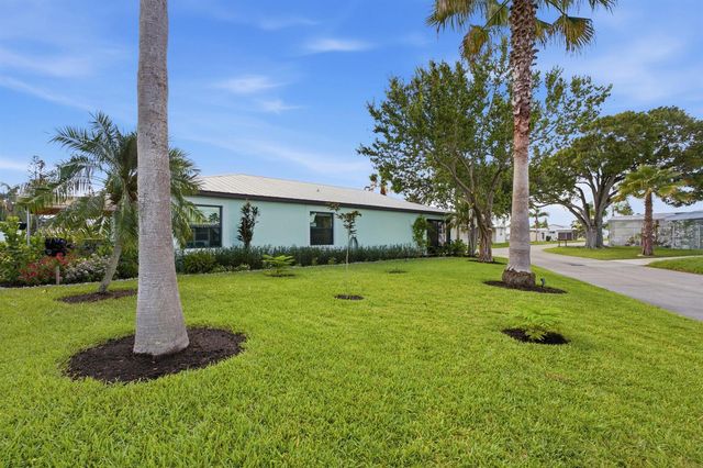 2 Guava Lane, Port St. Lucie, FL 34952
