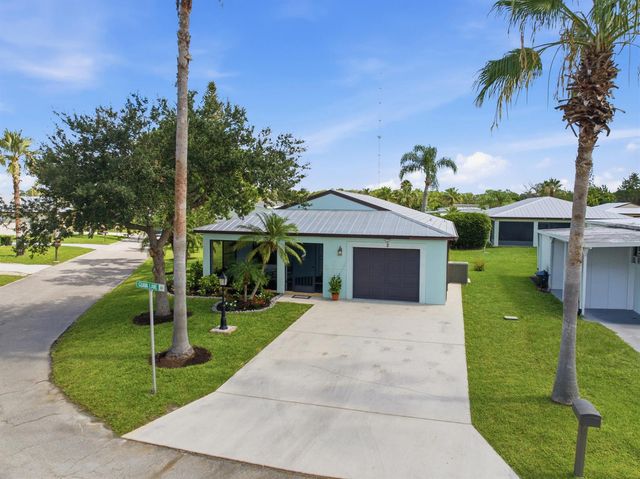 2 Guava Lane, Port St. Lucie, FL 34952