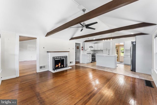 6 SPRUCE LN, Bridgeton, NJ 08302