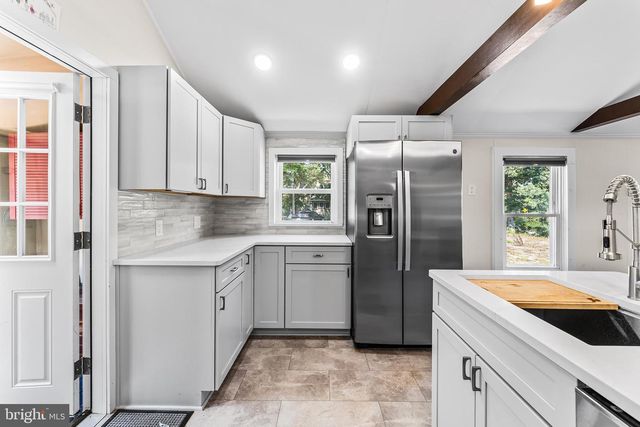 6 SPRUCE LN, Bridgeton, NJ 08302
