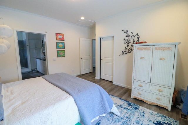 3521 Alexander Avenue, Holmen, WI 54636