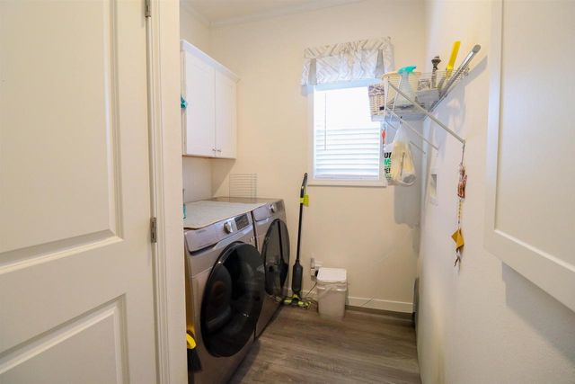 3521 Alexander Avenue, Holmen, WI 54636