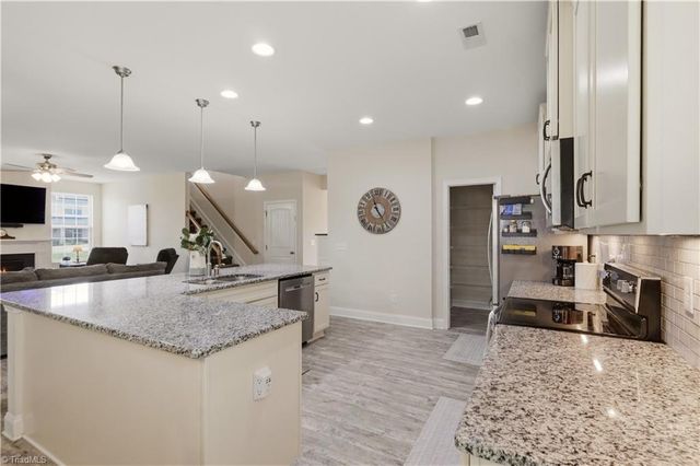 116 Beckham Place, Thomasville, NC 27360