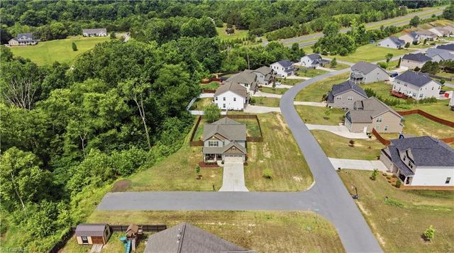 116 Beckham Place, Thomasville, NC 27360