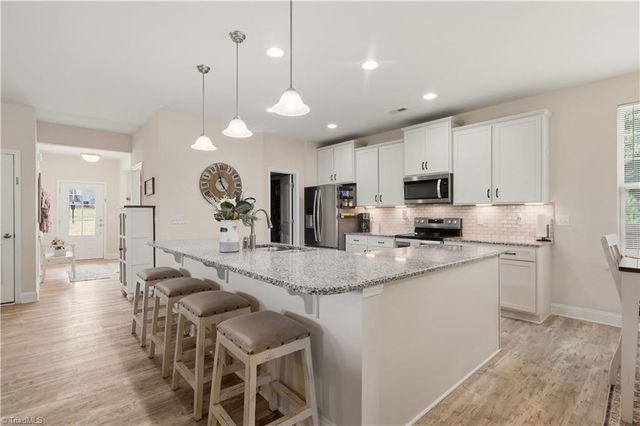 116 Beckham Place, Thomasville, NC 27360