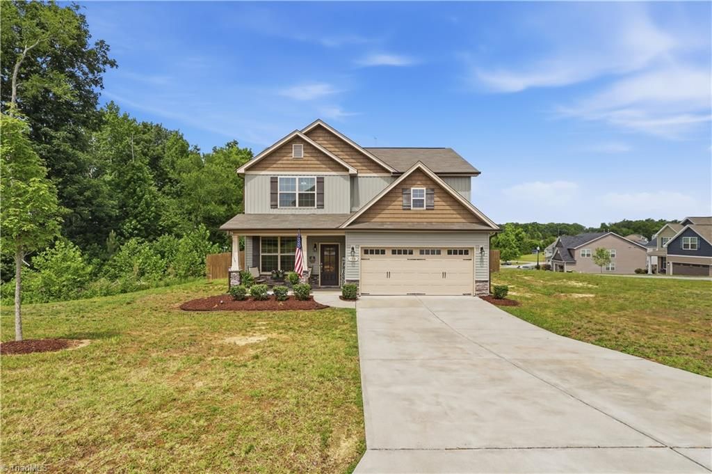 116 Beckham Place, Thomasville, NC 27360