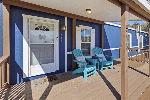 543 Hickory Ave, Rockport, TX 78382