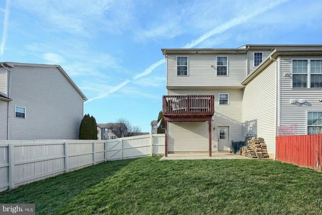 750 RACHEL DR, York, PA 17404
