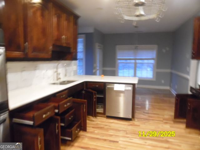 1224 Oakwood Place, Loganville, GA 30052