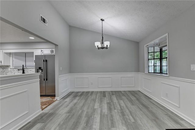 1122 Realm Lane, Lawrenceville, GA 30044