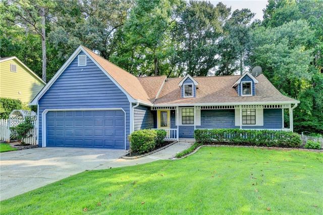 1122 Realm Lane, Lawrenceville, GA 30044