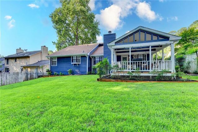 1122 Realm Lane, Lawrenceville, GA 30044