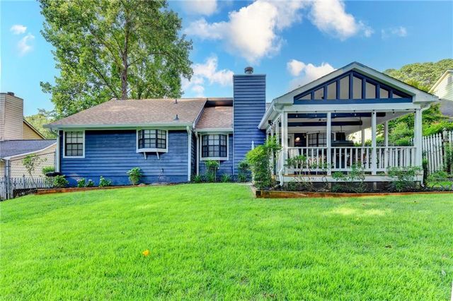 1122 Realm Lane, Lawrenceville, GA 30044