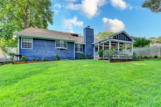 1122 Realm Lane, Lawrenceville, GA 30044