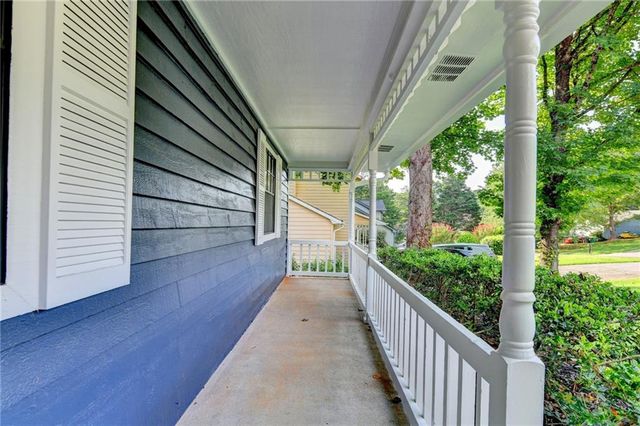 1122 Realm Lane, Lawrenceville, GA 30044