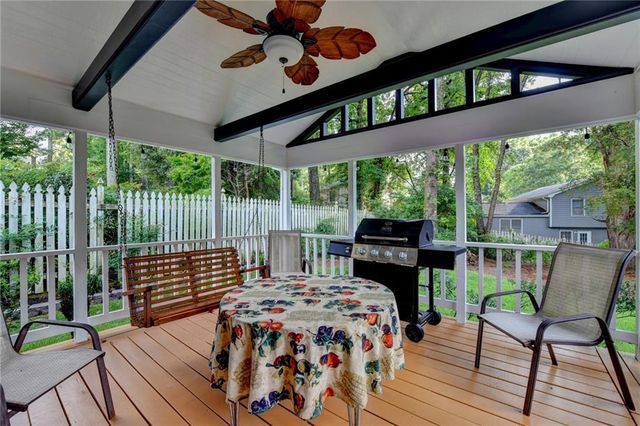 1122 Realm Lane, Lawrenceville, GA 30044