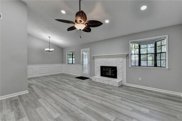1122 Realm Lane, Lawrenceville, GA 30044