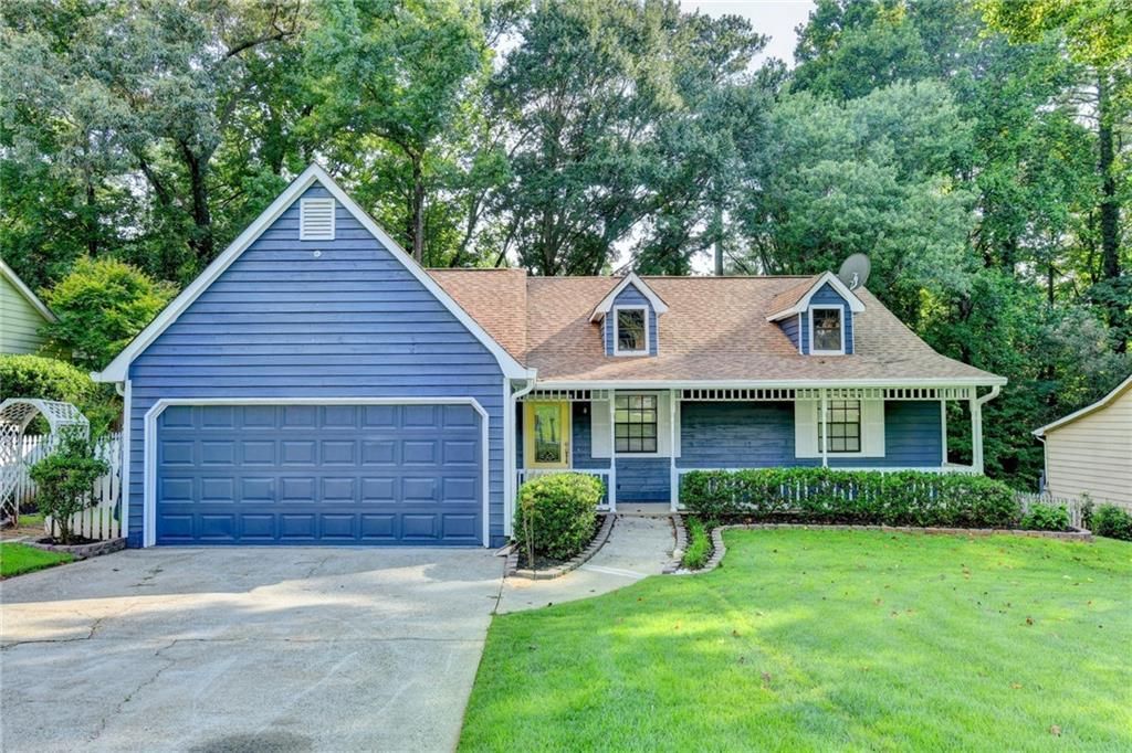 1122 Realm Lane, Lawrenceville, GA 30044