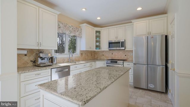 3833 LUHMANN CIR, Garnet Valley, PA 19060