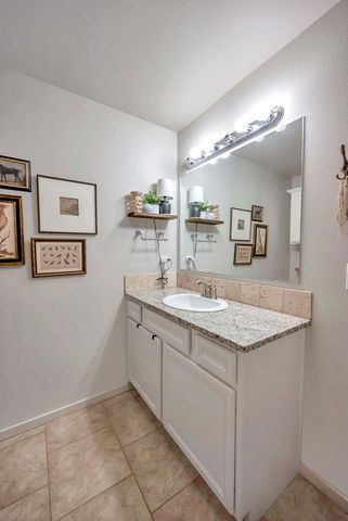 2600 Rio, Midland, TX 79705